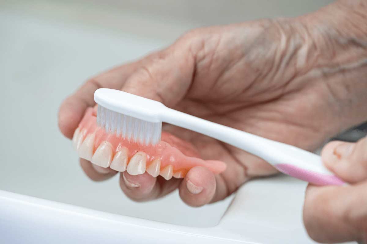 Cuidados dentales tercera edad mallorca